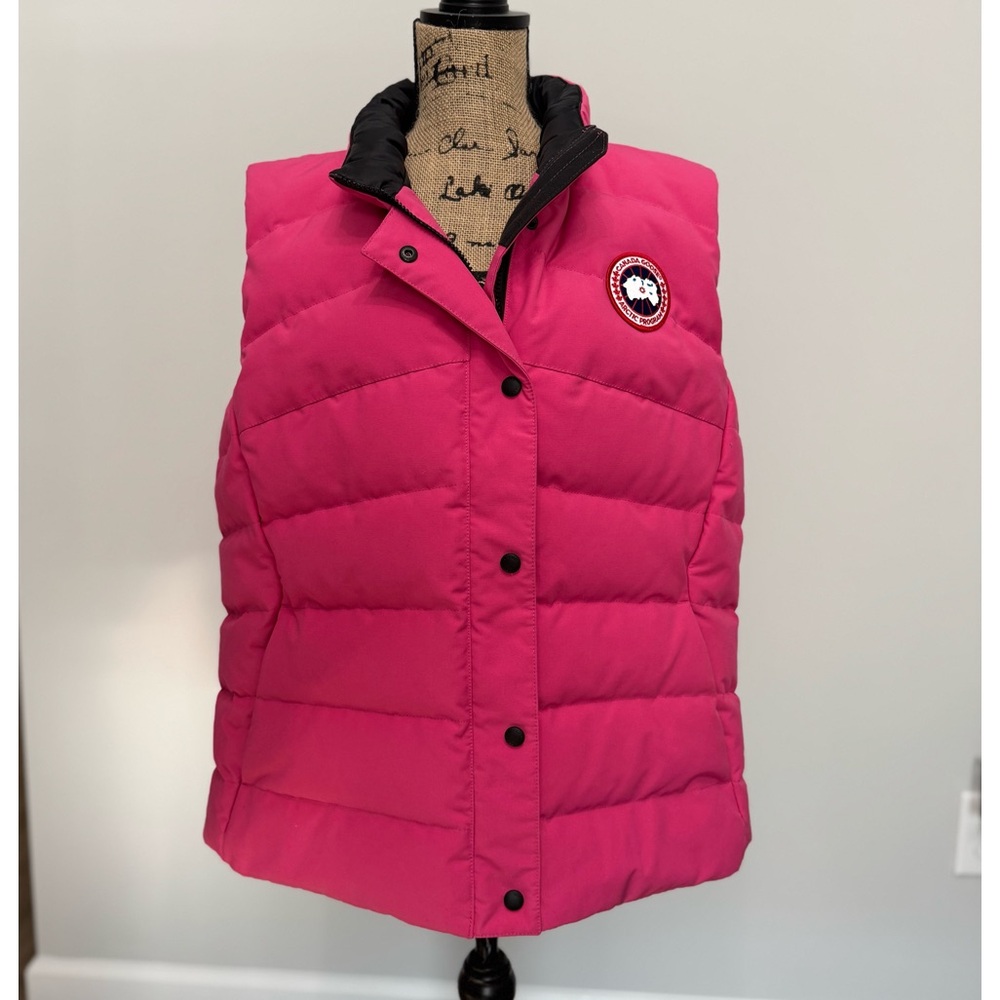 Canada Goose Ladies Freest Vest; summit pink; XL